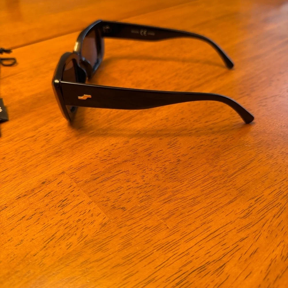 SOJOS Black Rectangle Women's Sunglasses